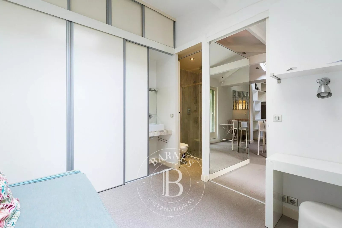 Maison de luxe à louer à Paris 15Ème, 2 350 €, Photo 7