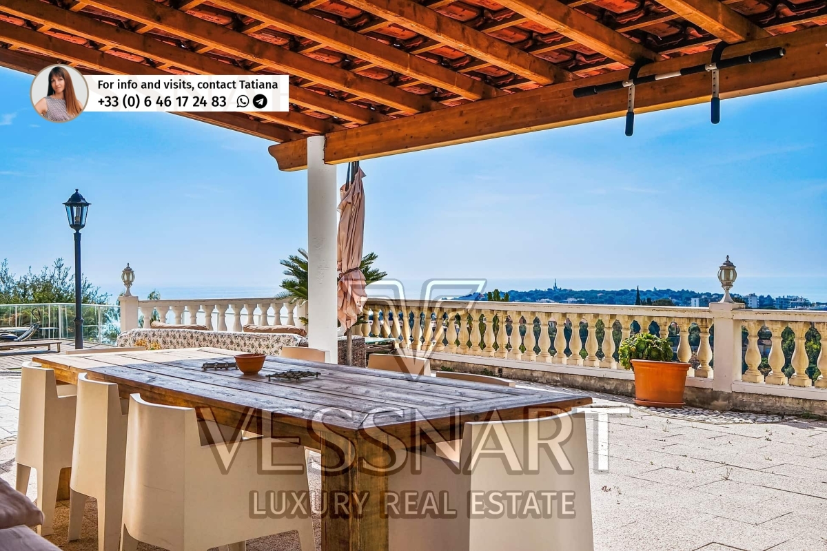 Maison de luxe à vendre à Roquebrune-Cap-Martin, 1 560 000 €, Photo 1