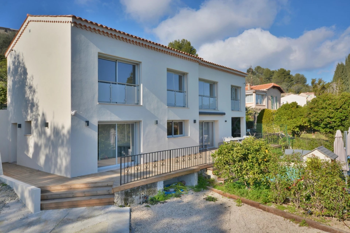 Maison de luxe à vendre à Cannes, 880 000 €, Photo 2