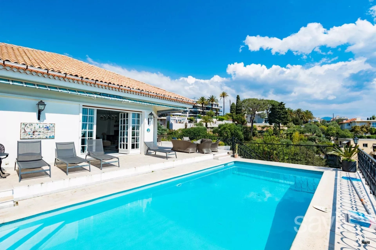 Luxury House for sale in Nice, 1 780 000 €, Photo 1