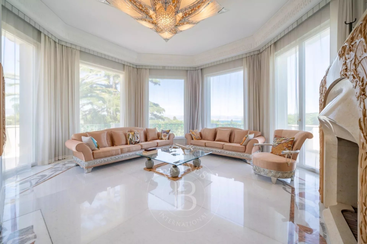 Maison de luxe à vendre à Cap d'Antibes, 45 000 000 €, Photo 3