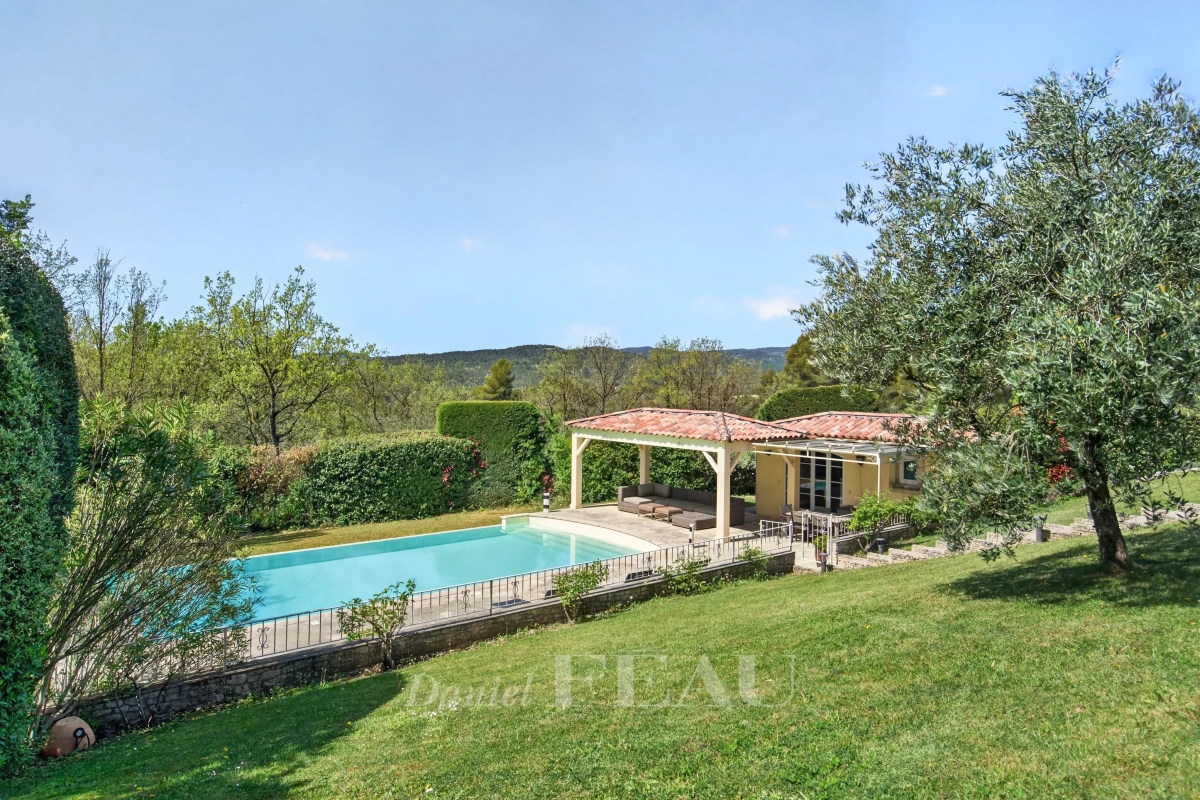 Luxury House for sale in Pierrevert, 1 295 000 €, Photo 2