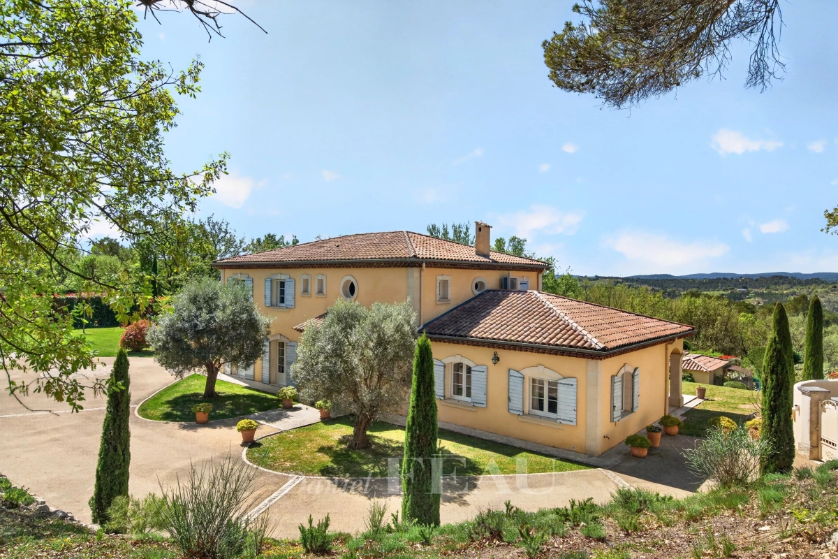 Luxury House for sale in Pierrevert, 1 295 000 €, Photo 3