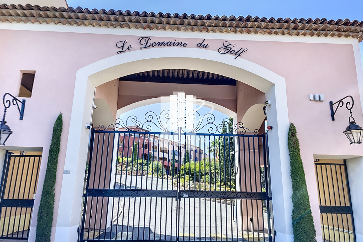 Appartement de luxe à vendre à Roquebrune-sur-Argens, 250 000 €, Photo 7