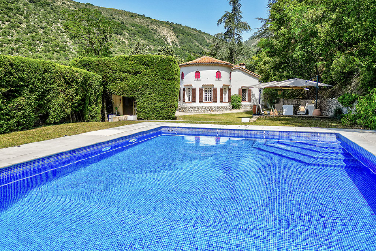 Maison de luxe à vendre à Touët-de-l'Escarène, 990 000 €, Photo 1