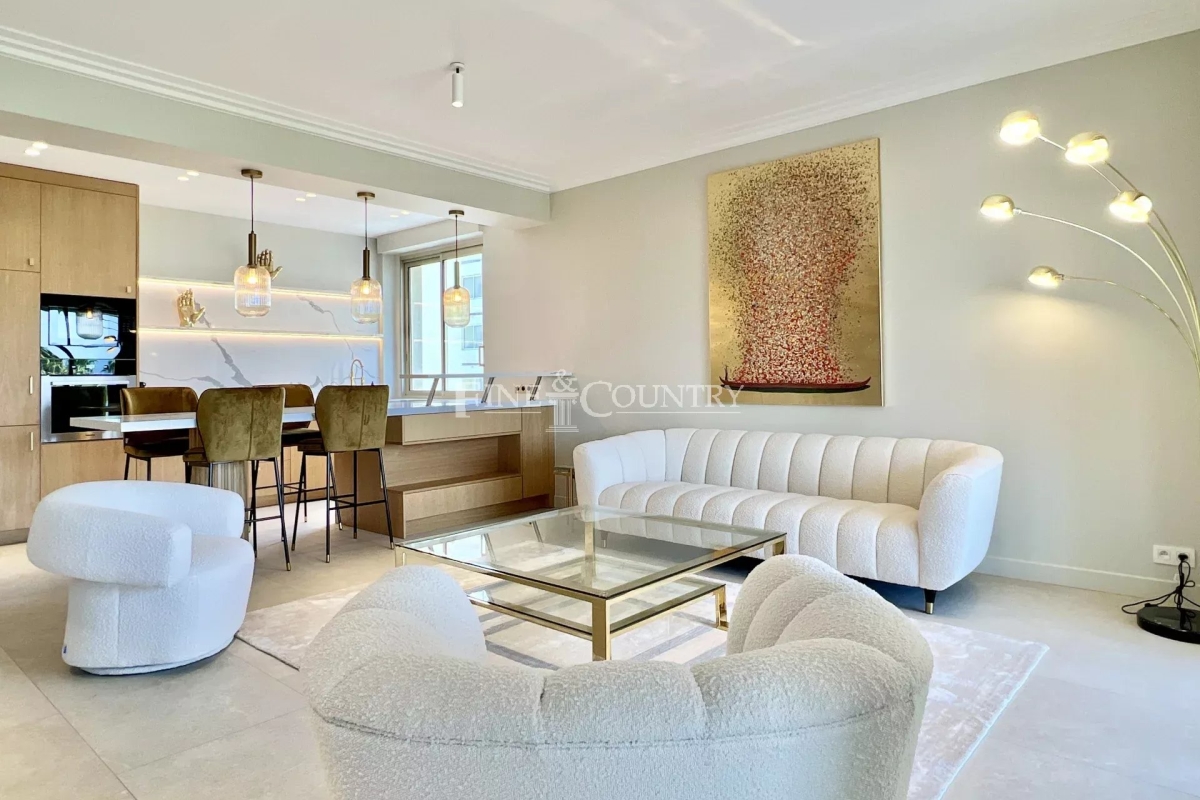 Luxury Apartment for sale in Cannes, 2 400 000 €, Photo 2