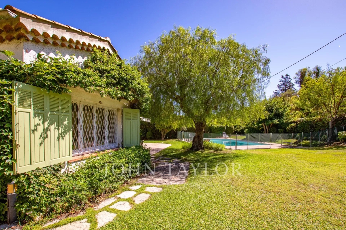 Luxury House for sale in Cap d'Antibes, 2 390 000 €, Photo 4