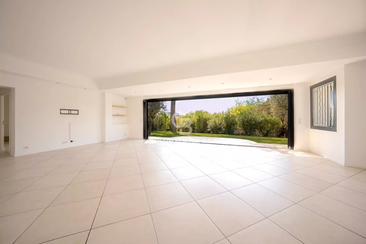 Maison de luxe à vendre à Mougins, 1 690 000 €, Photo 4