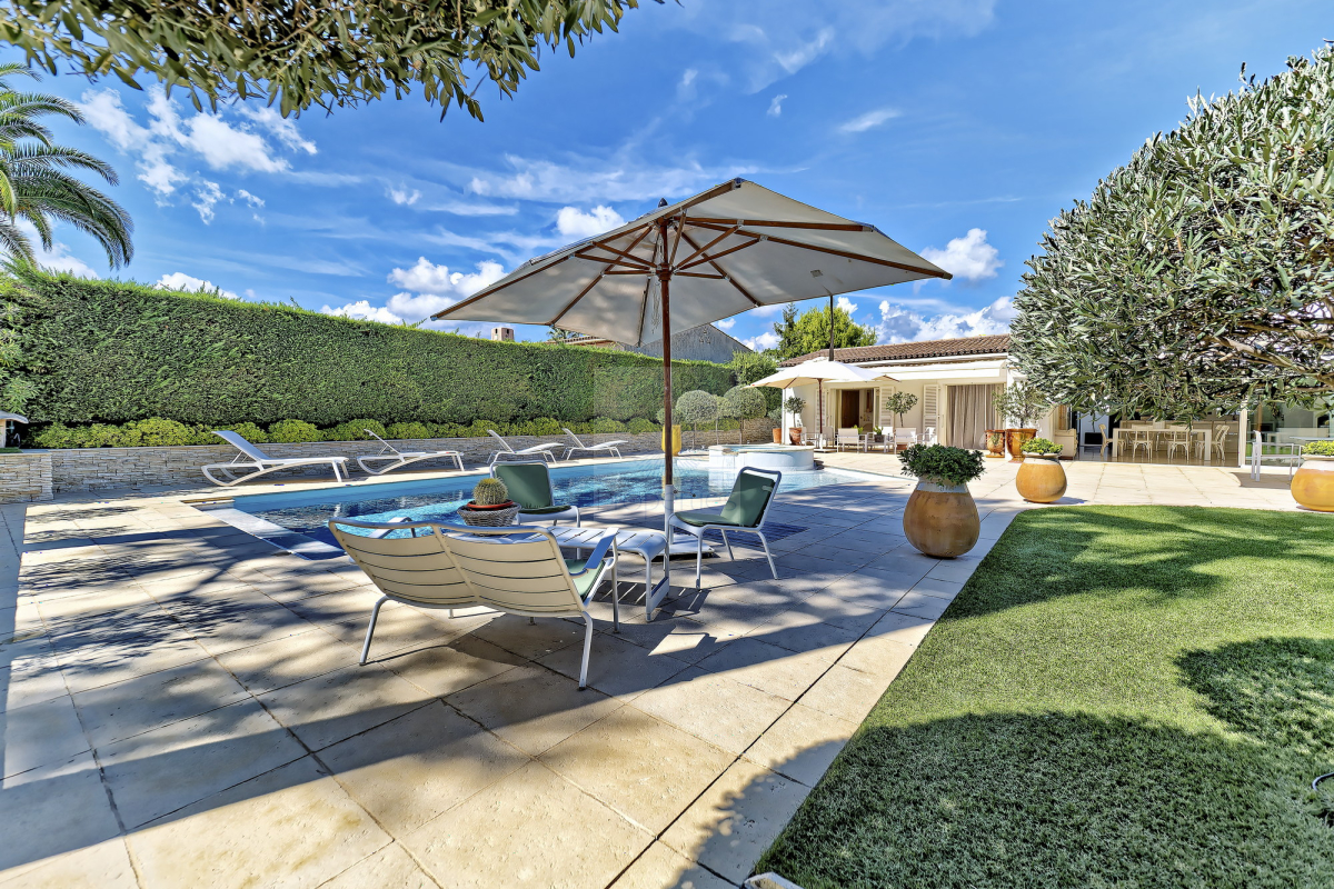 Luxury House for sale in Villeneuve-Loubet, 1 990 000 €, Photo 2