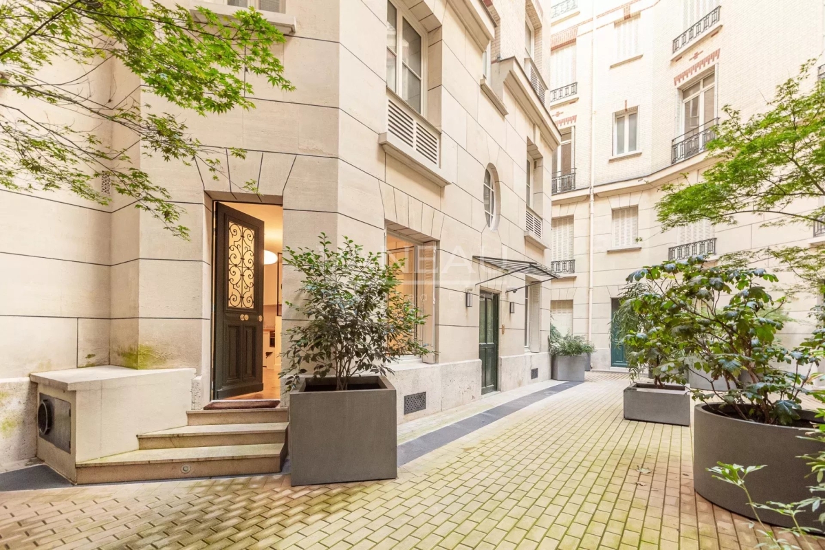 Luxury Apartment for sale in Paris 16Ème, 950 000 €, Photo 7