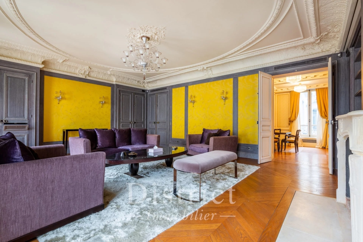 Luxury Apartment for sale in Paris 8Ème, 1 925 000 €, Photo 3