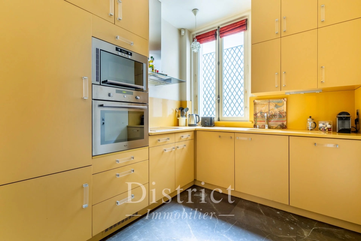 Luxury Apartment for sale in Paris 8Ème, 1 925 000 €, Photo 5