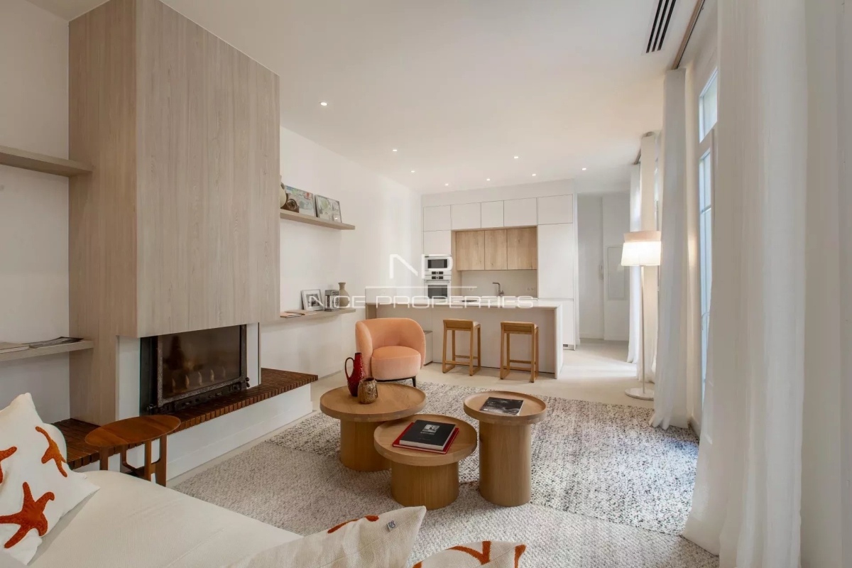 Luxury House for sale in Cannes, 1 950 000 €, Photo 2