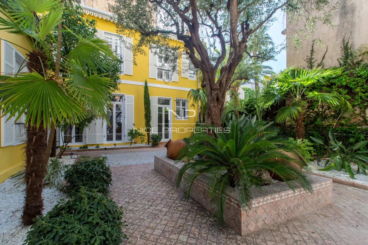 Luxury House for sale in Cannes, 1 950 000 €, Photo 3