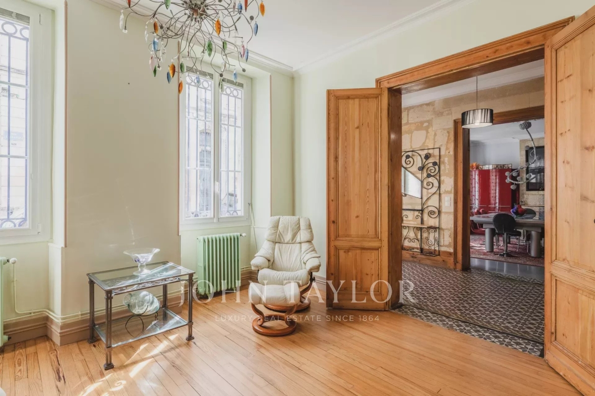 Luxury House for sale in Bordeaux, 1 350 000 €, Photo 2
