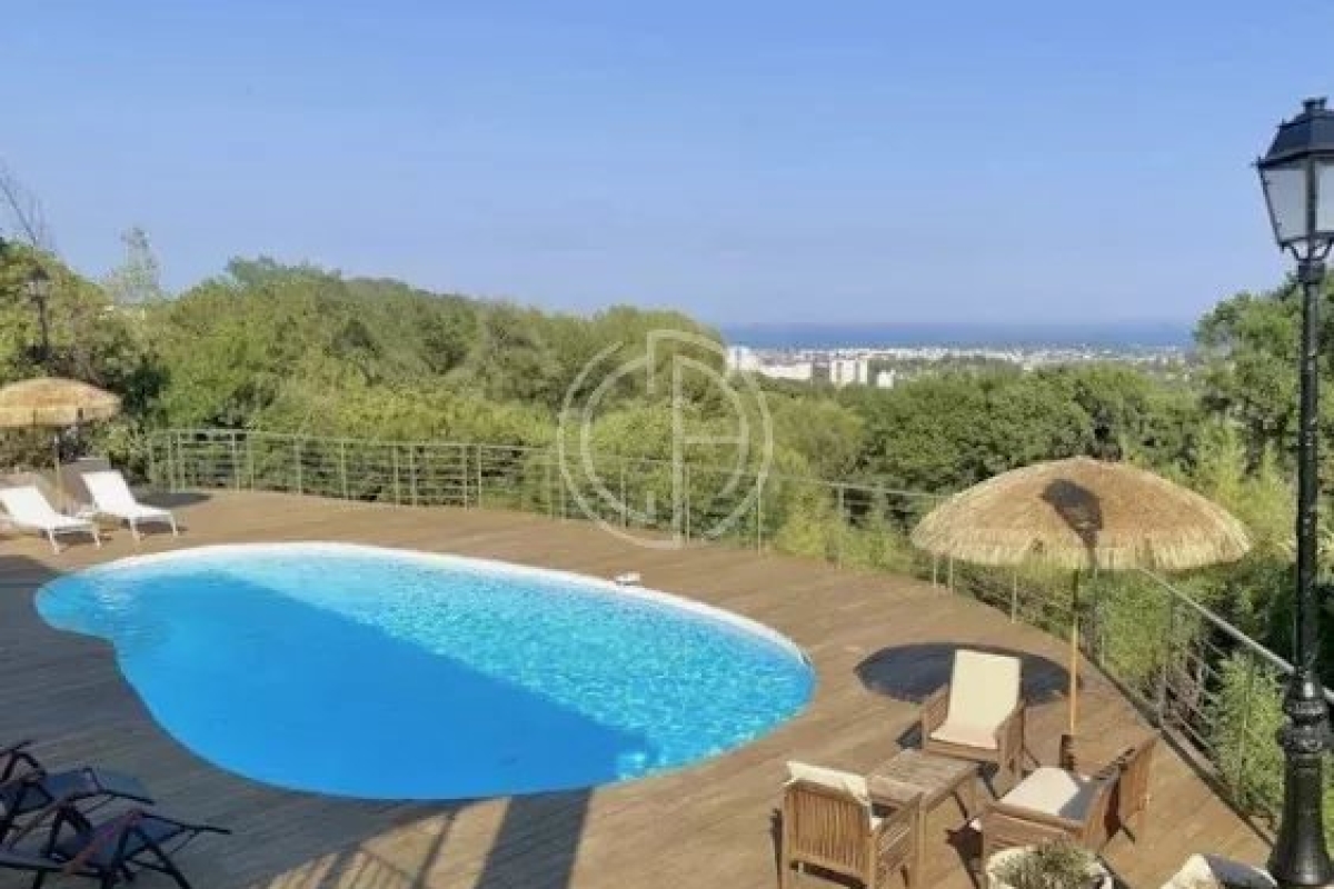 Maison de luxe à vendre à Cannes, 1 590 000 €, Photo 7