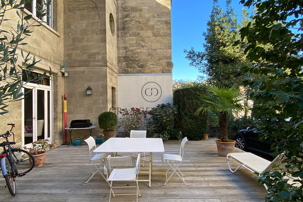 Maison de luxe à vendre à Bordeaux, 990 000 €, Photo 1