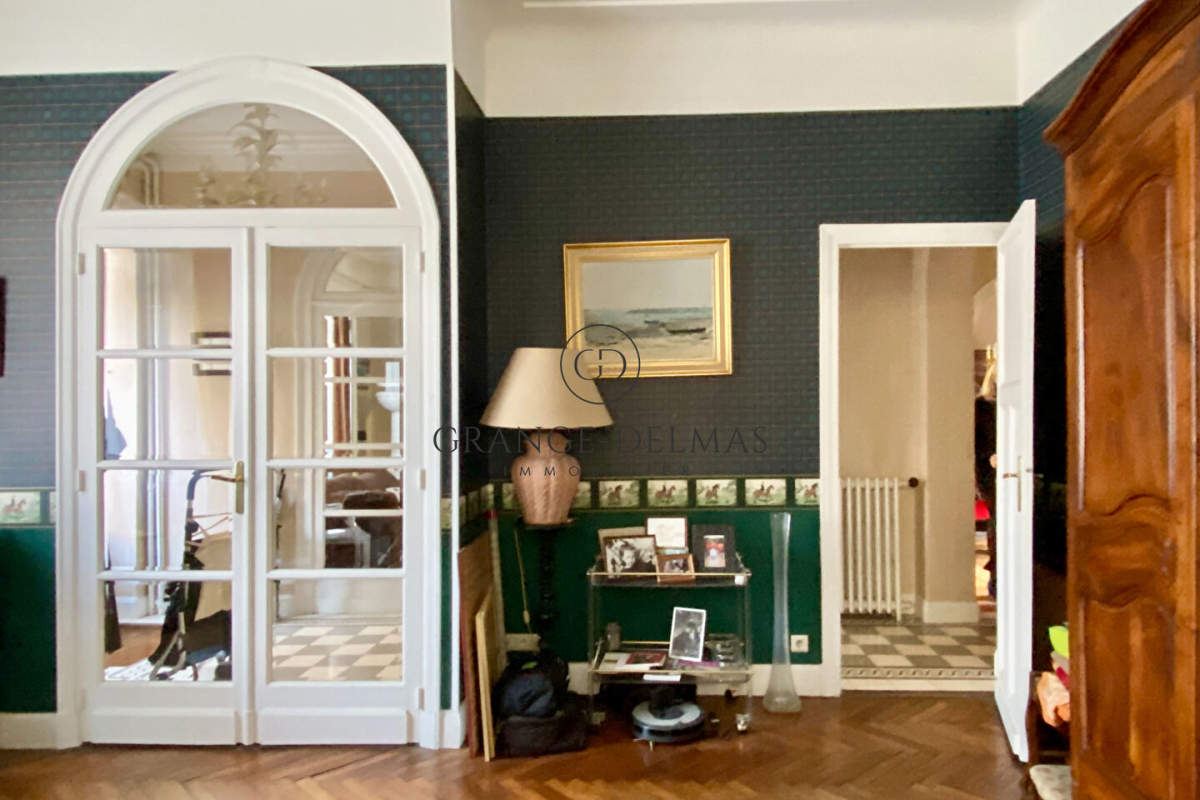 Maison de luxe à vendre à Bordeaux, 990 000 €, Photo 3