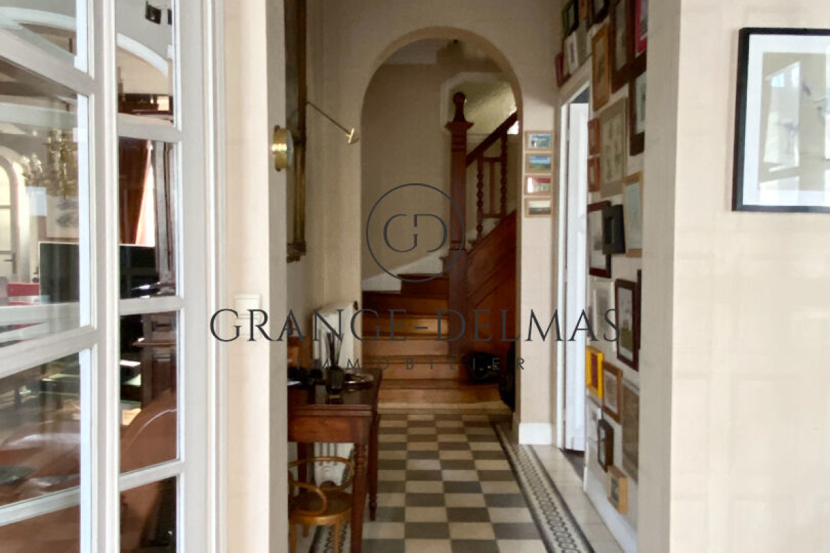 Maison de luxe à vendre à Bordeaux, 990 000 €, Photo 4