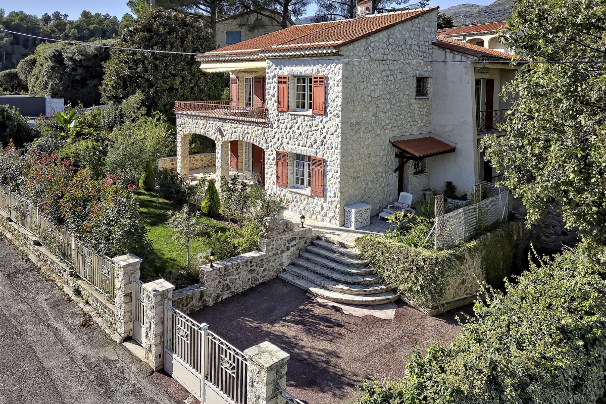 Luxury House for sale in Vence, 890 000 €, Photo 1