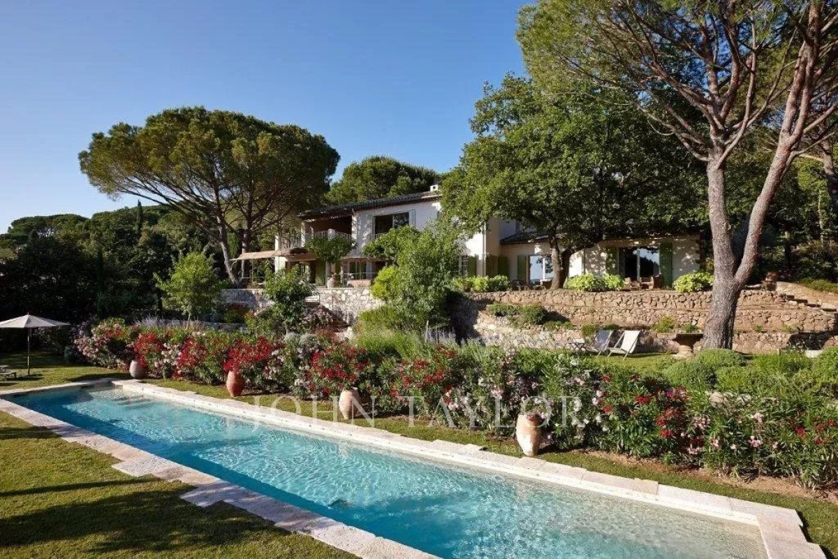 Luxury House for sale in Grimaud, 4 500 000 €, Photo 1