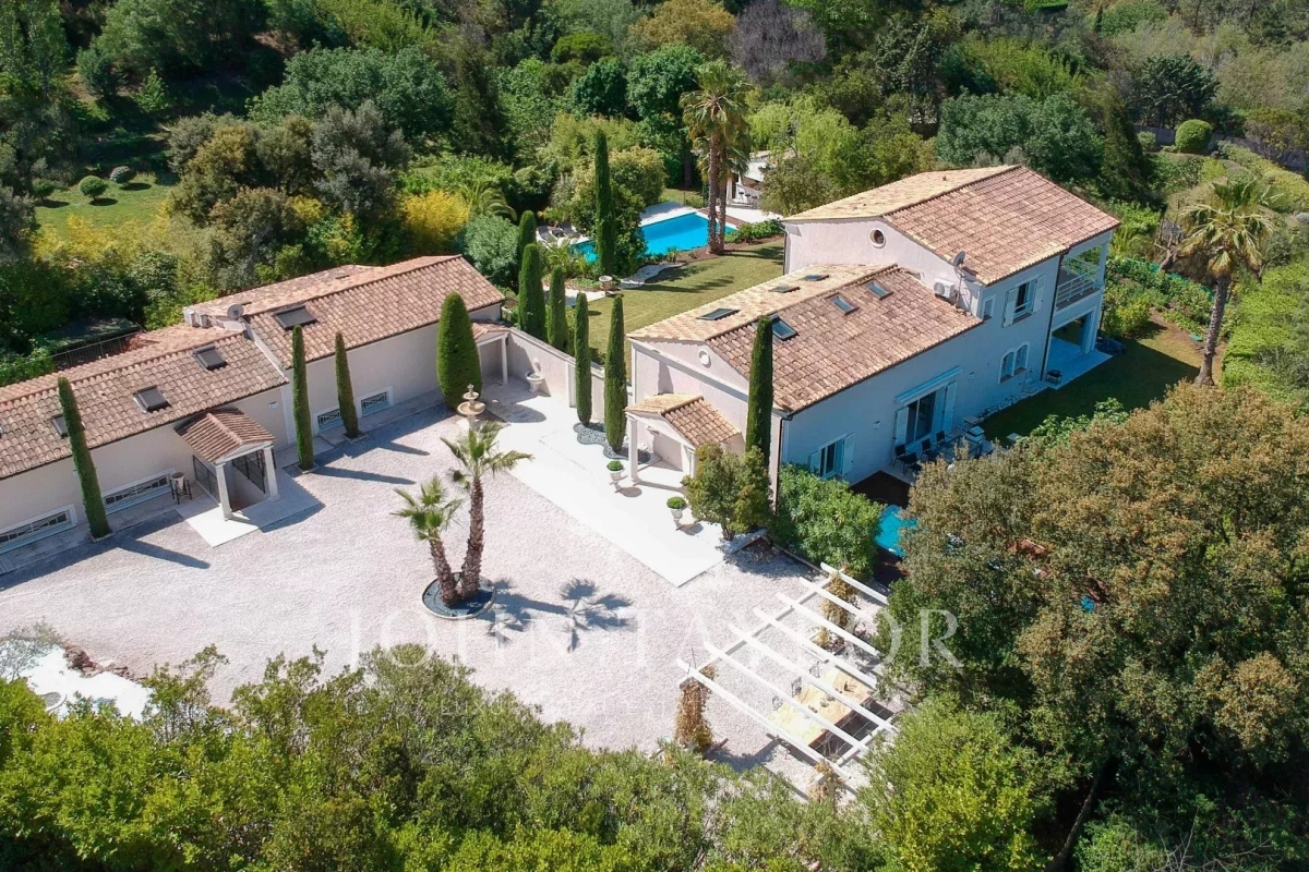 Maison de luxe à vendre à Les Adrets de l'Esterel, 3 650 000 €, Photo 2