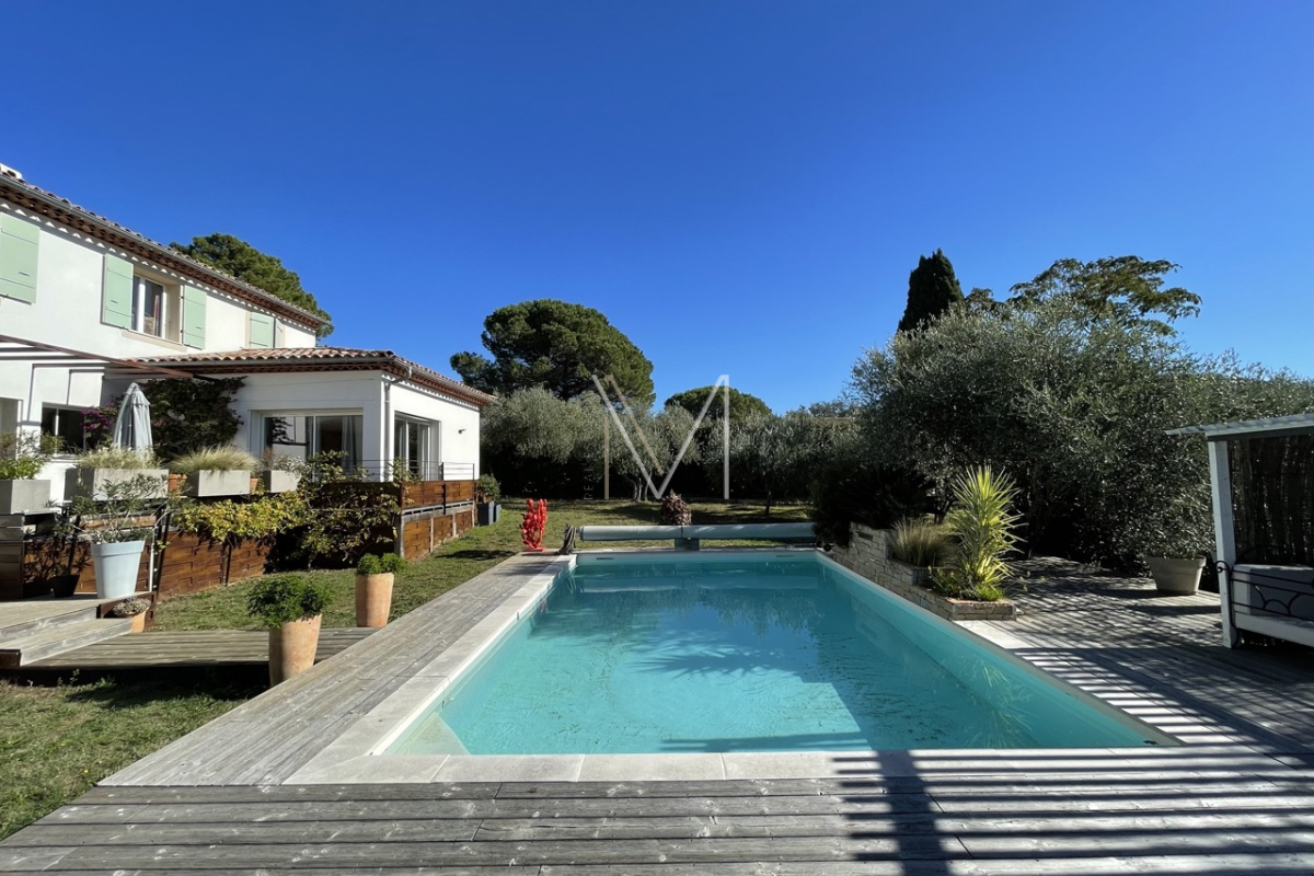 Maison de luxe à vendre à La Garde-Freinet, 1 680 000 €, Photo 4