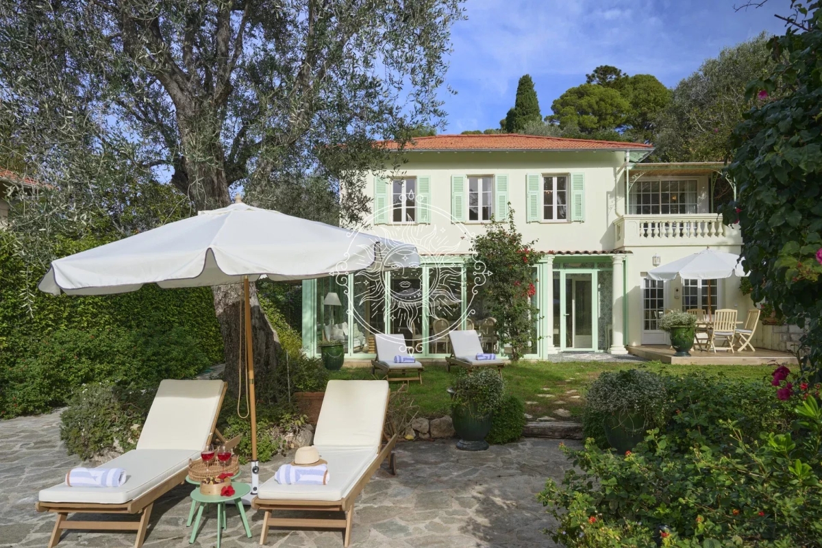 Luxury House for rental in Saint-Jean-Cap-Ferrat, 0 €, Photo 1