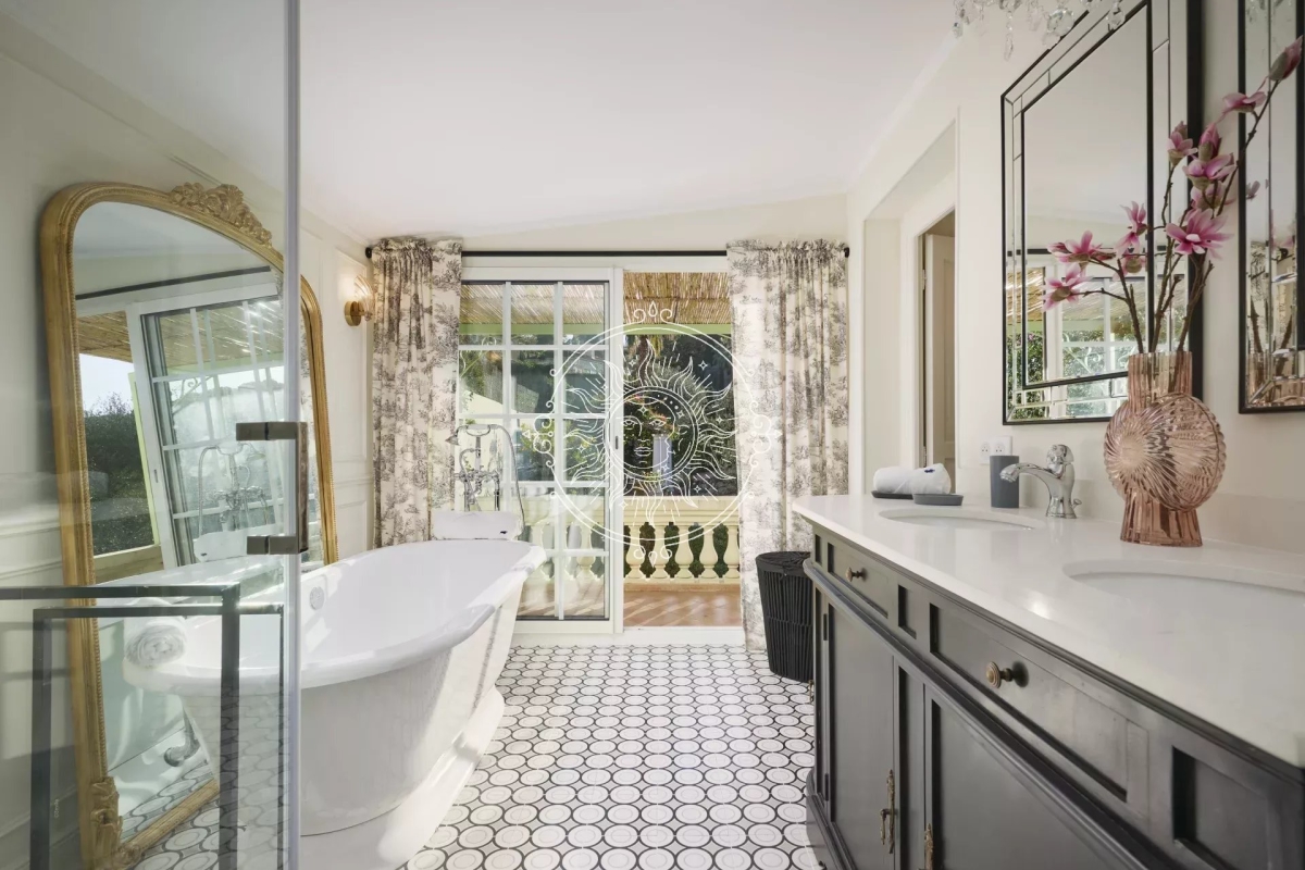 Luxury House for rental in Saint-Jean-Cap-Ferrat, 0 €, Photo 7