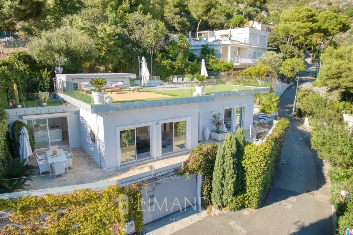 Maison de luxe à louer à Èze, 14 100 €, Photo 2