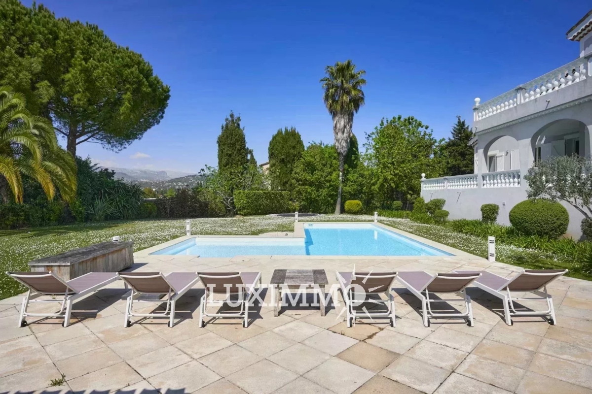 Maison de luxe à vendre à Mougins, 1 790 000 €, Photo 3