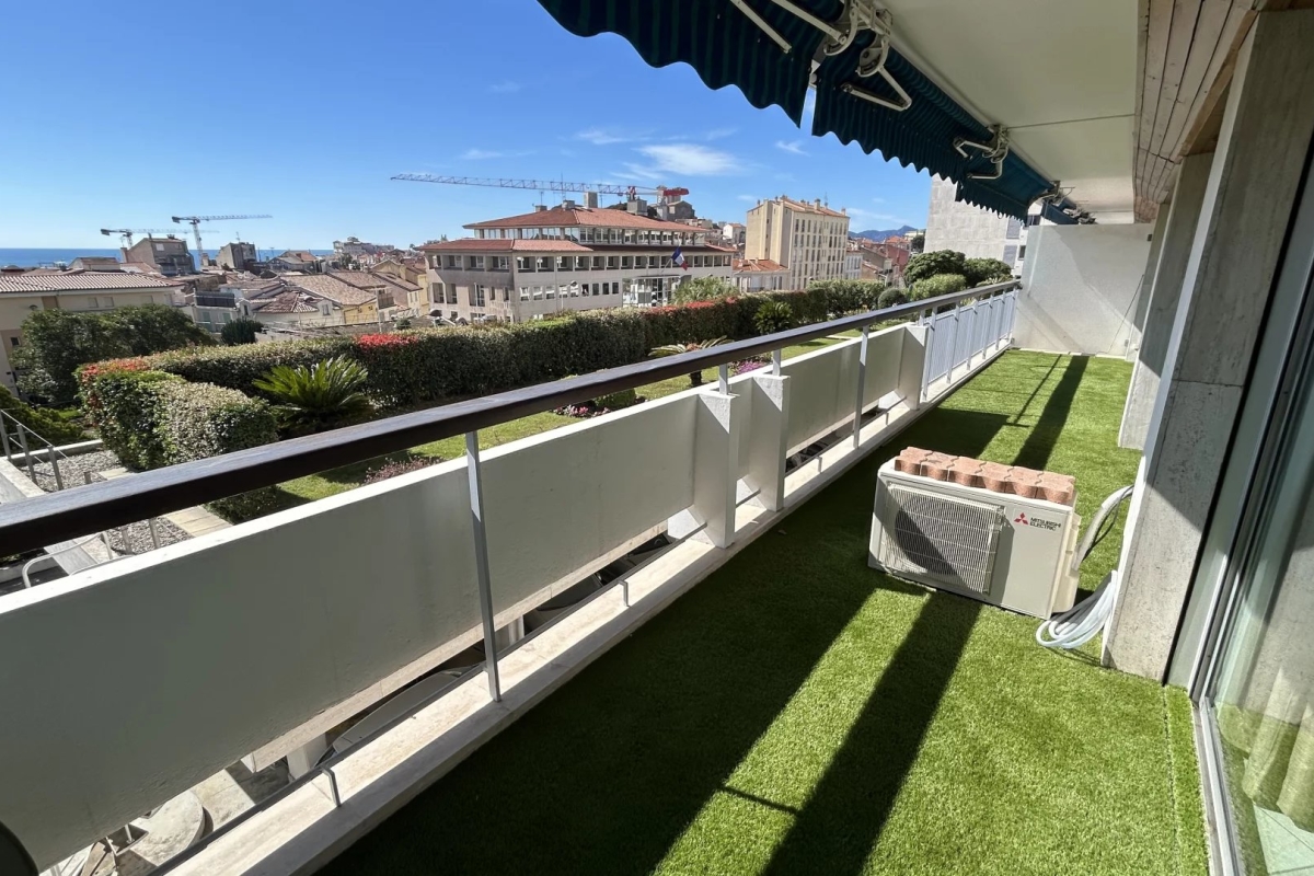 Luxury Apartment for sale in Cannes, 1 040 000 €, Photo 3