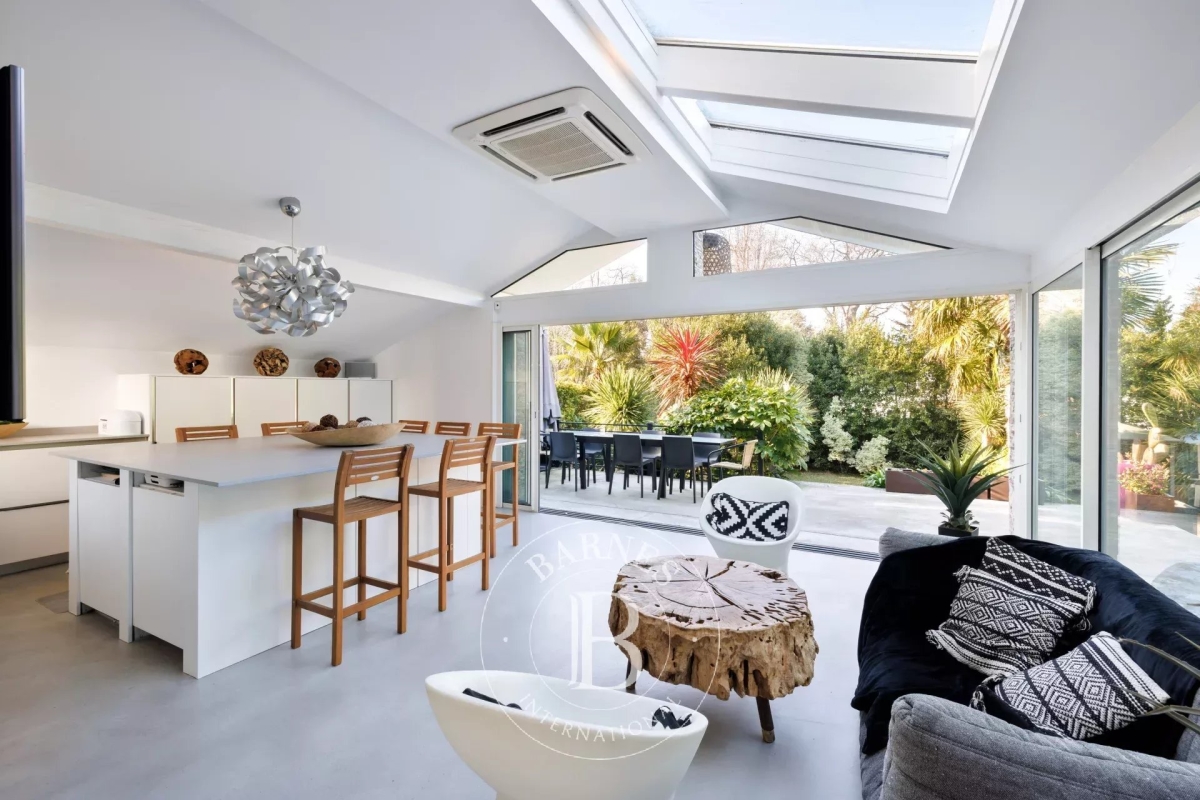 Luxury House for sale in Biarritz, 1 850 000 €, Photo 1