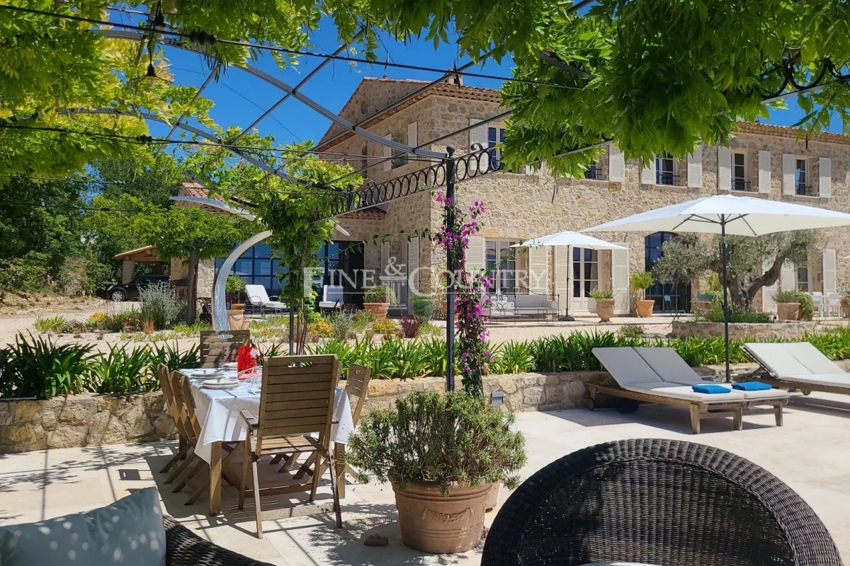 Luxury House for sale in Tourrettes, 3 995 000 €, Photo 3