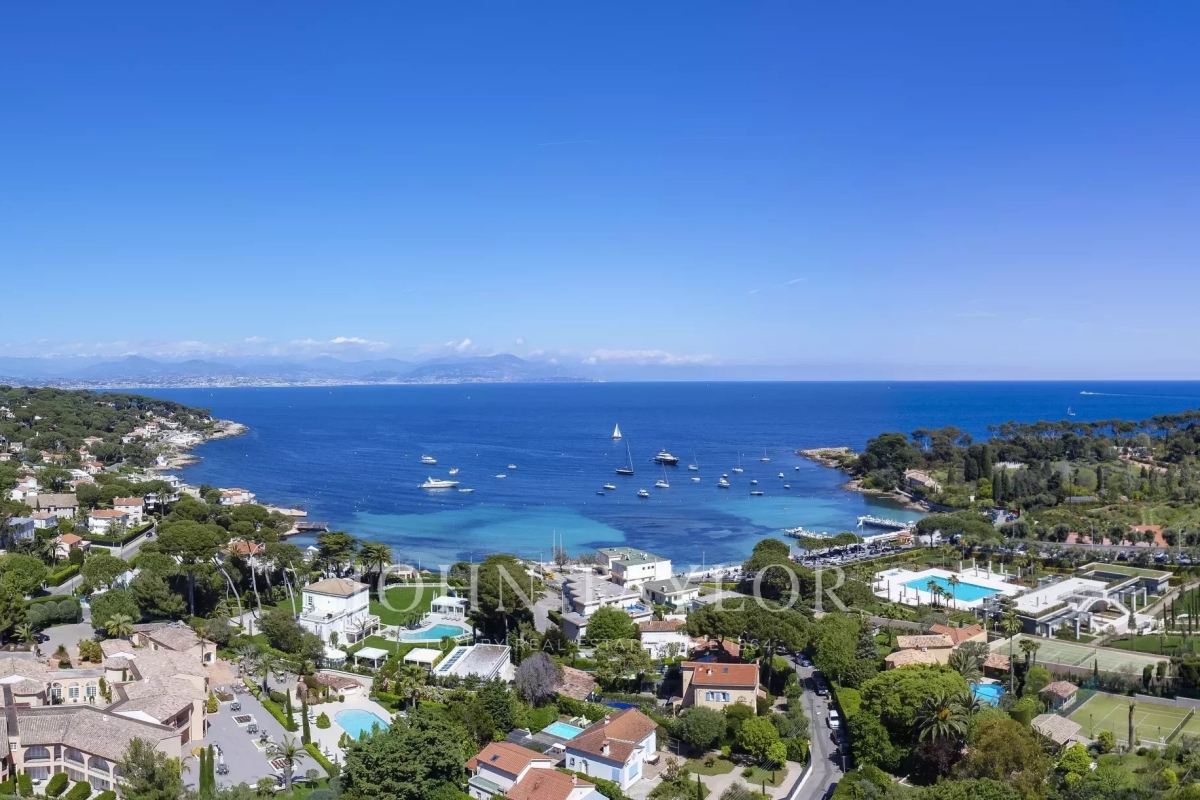 Luxury Apartment for sale in Cap d'Antibes, 2 400 000 €, Photo 5