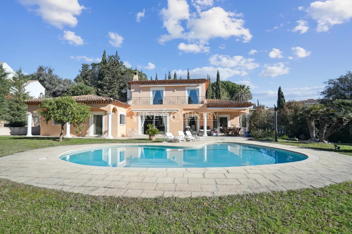 Maison de luxe à vendre à Mandelieu-la-Napoule, 1 750 000 €, Photo 1