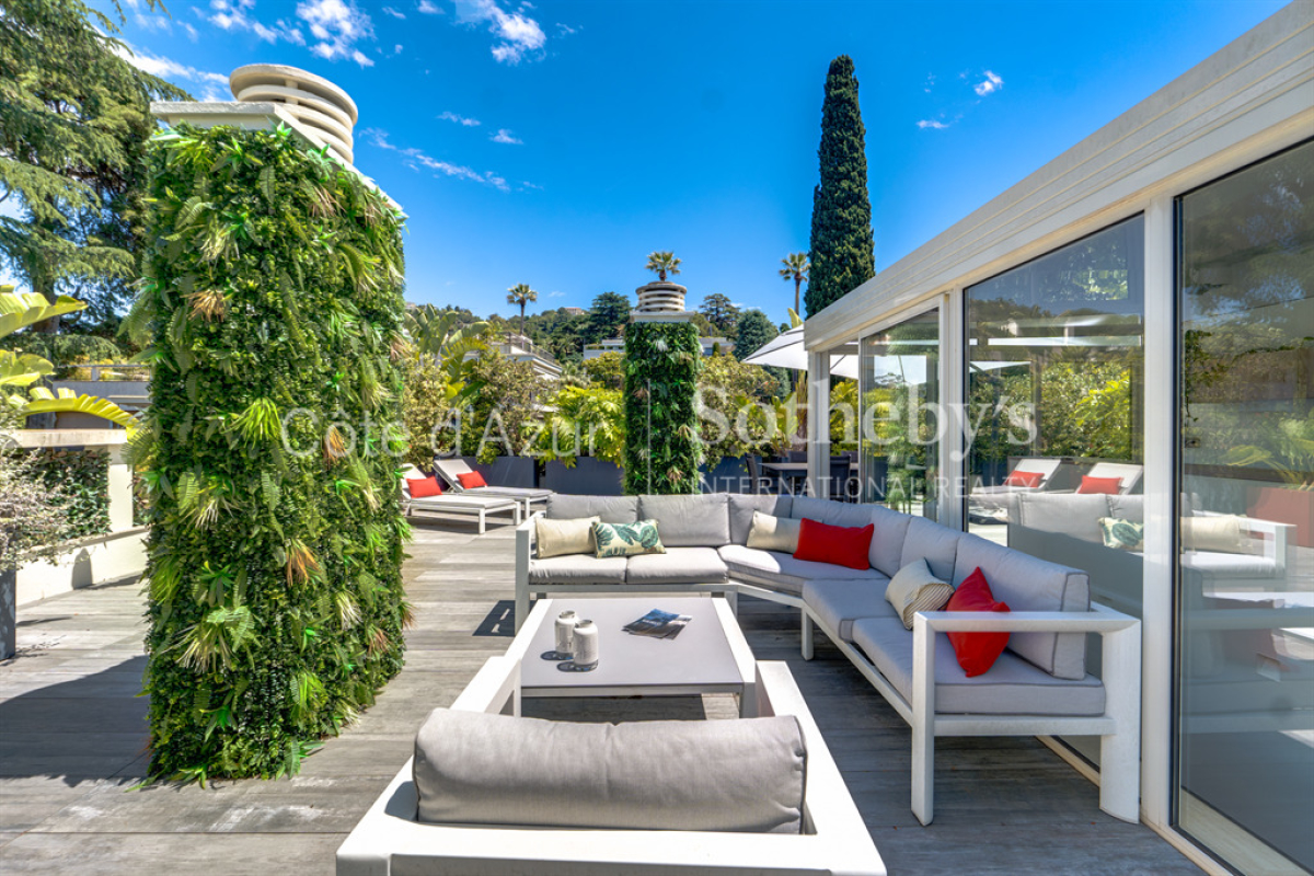 Luxury Apartment for sale in Cannes, 1 800 000 €, Photo 1