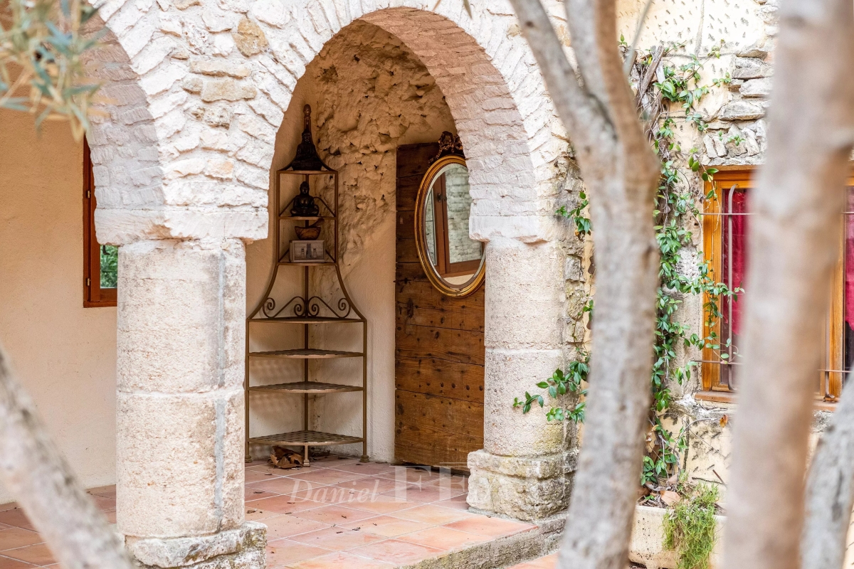 Luxury House for sale in Uzès, 695 000 €, Photo 3