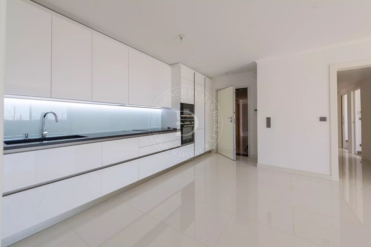 Luxury Apartment for sale in Roquebrune-Cap-Martin, 1 500 000 €, Photo 4