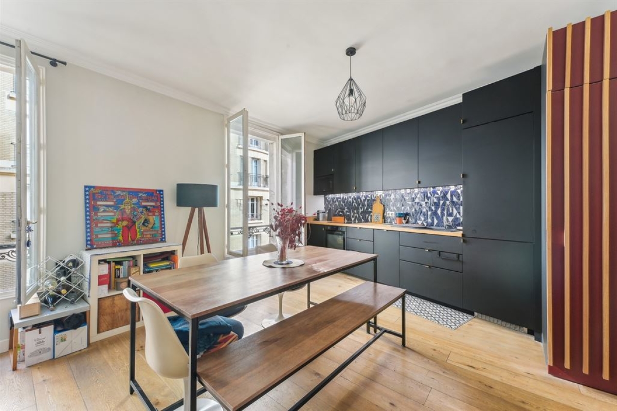 Luxury Apartment for sale in Paris 9ème, 780 000 €, Photo 4