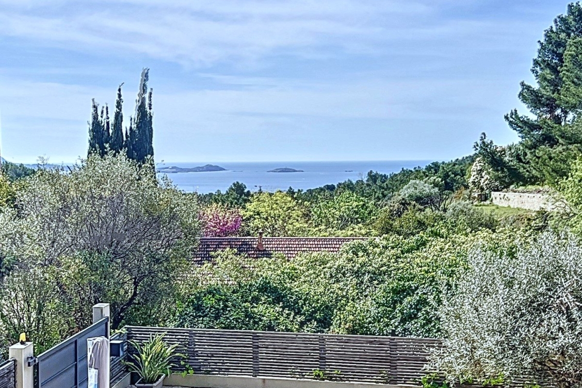 Maison de luxe à vendre à Bandol, 930 000 €, Photo 2
