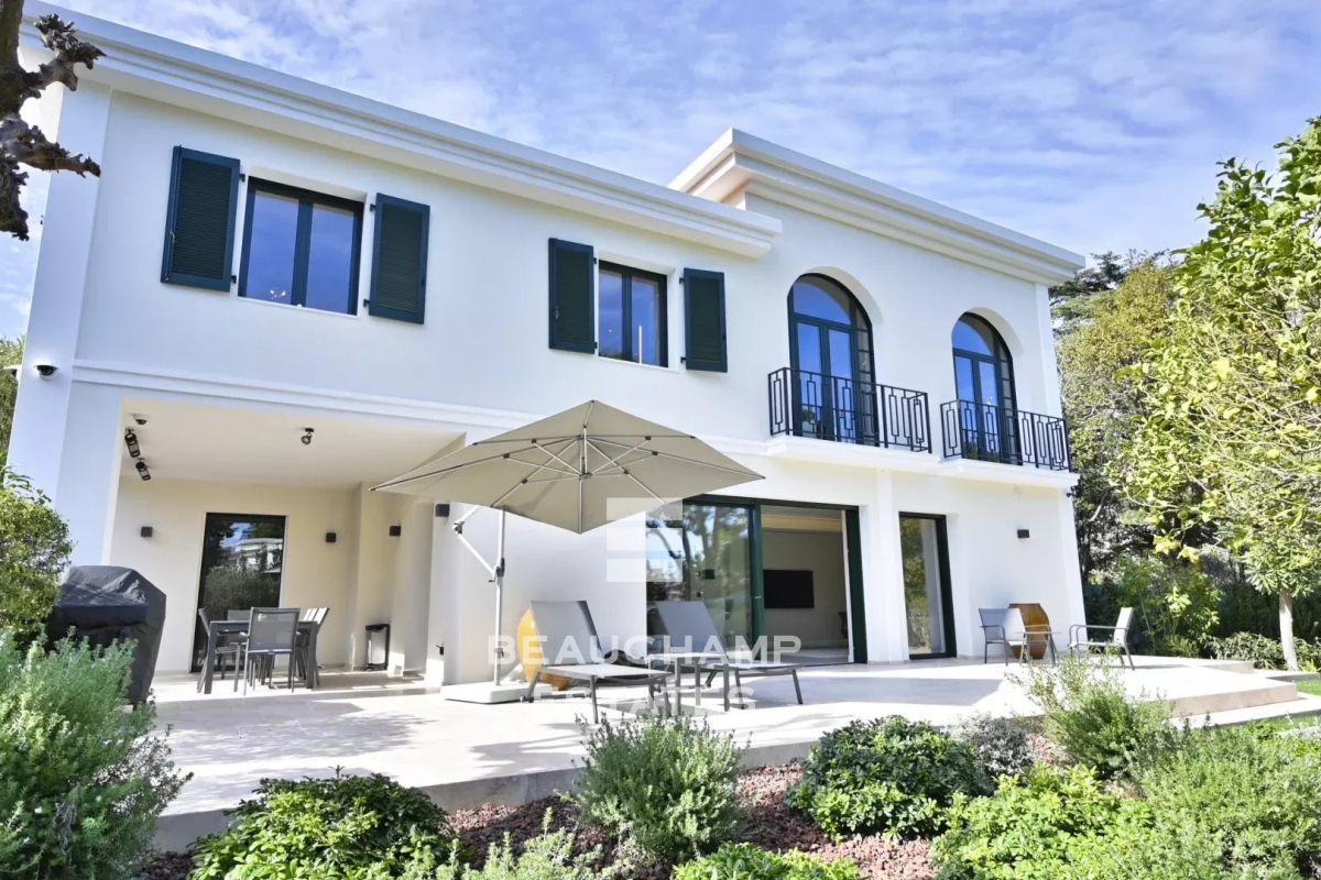 Luxury House for sale in Cap d'Antibes, 5 300 000 €, Photo 3
