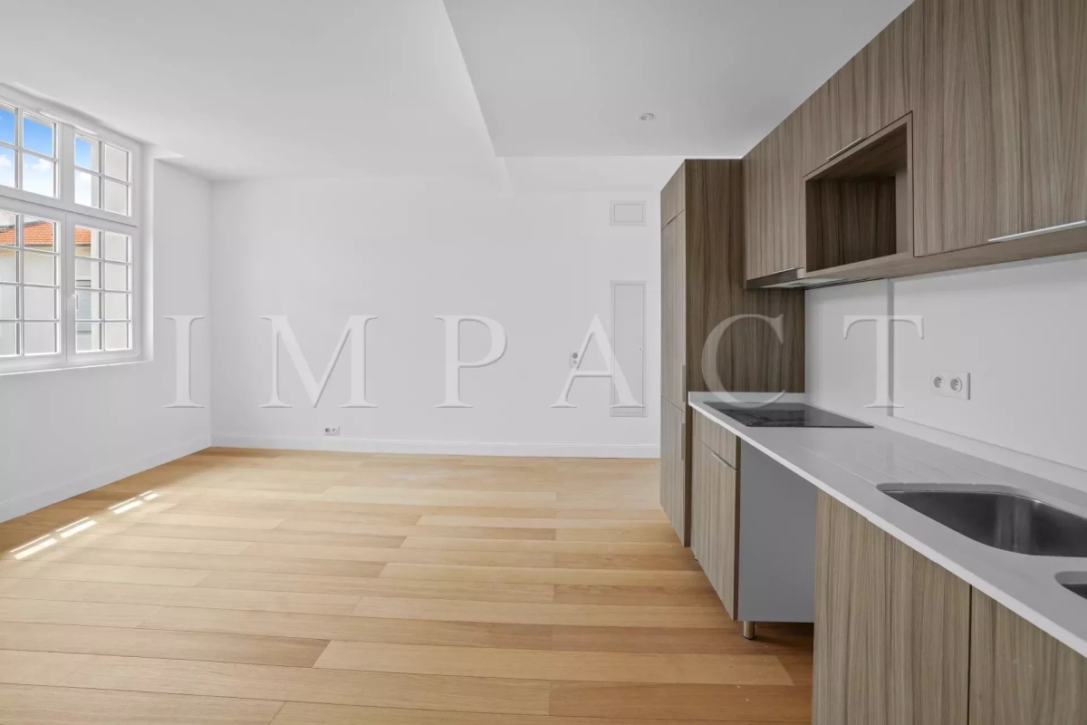 Appartement de luxe à vendre à Antibes, 569 000 €, Photo 4