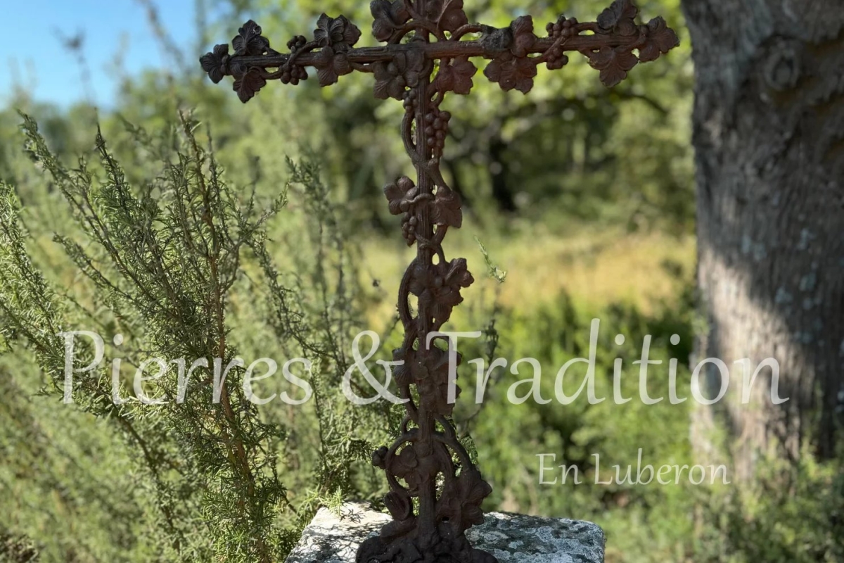 Luxury House for sale in Saint-Martin-de-Castillon, 650 000 €, Photo 6