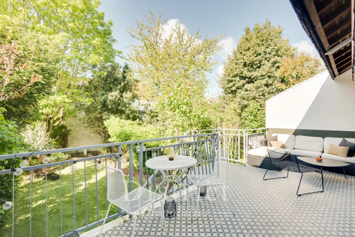 Maison de luxe à vendre à Issy-les-Moulineaux, 1 445 000 €, Photo 1