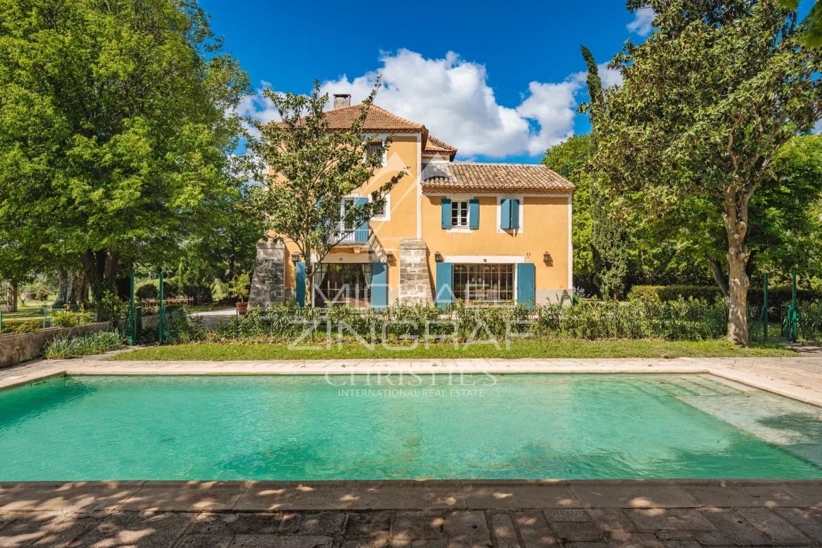 Maison de luxe à vendre à Avignon, 1 500 000 €, Photo 4