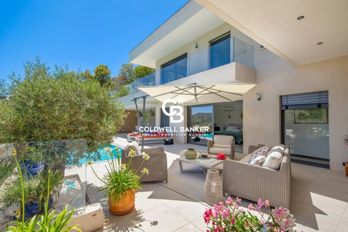Luxury House for sale in La Londe-les-Maures, 1 990 000 €, Photo 4