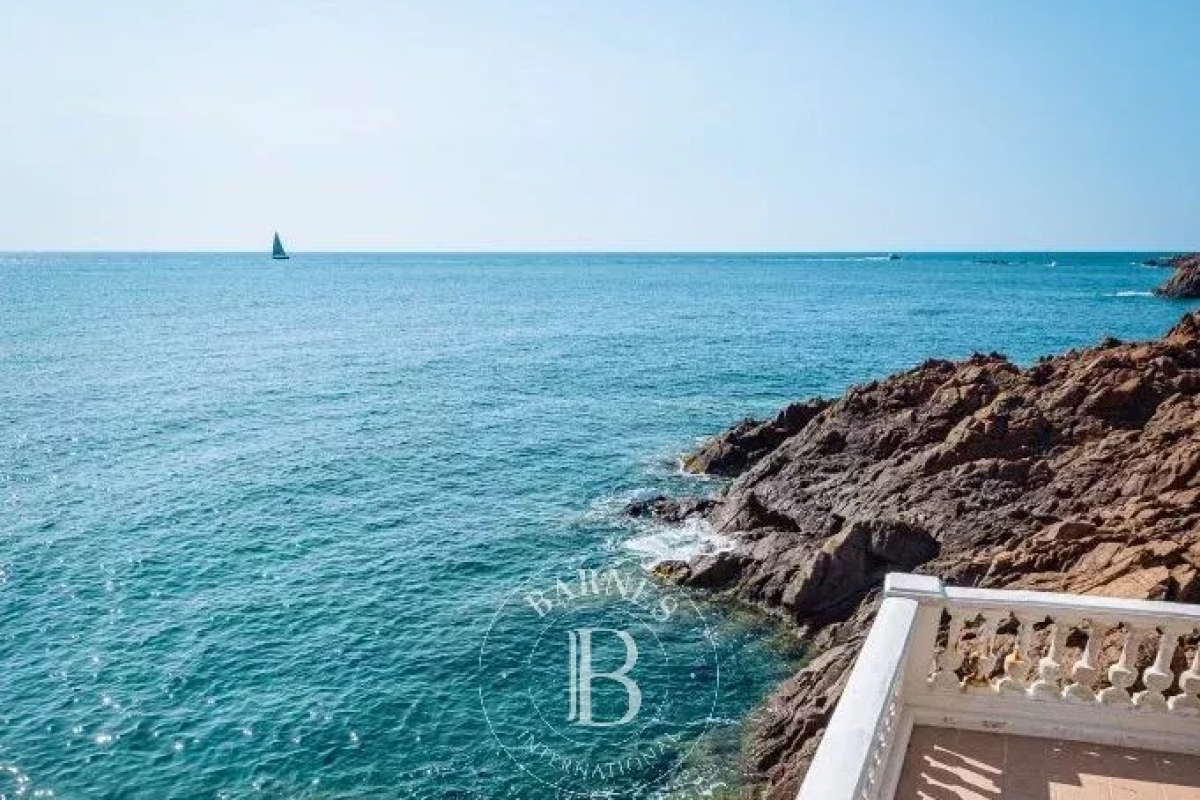Luxury House for sale in Saint-Raphaël, 3 980 000 €, Photo 7