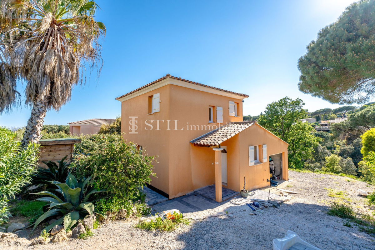 Luxury House for sale in Les Issambres, 630 000 €, Photo 1