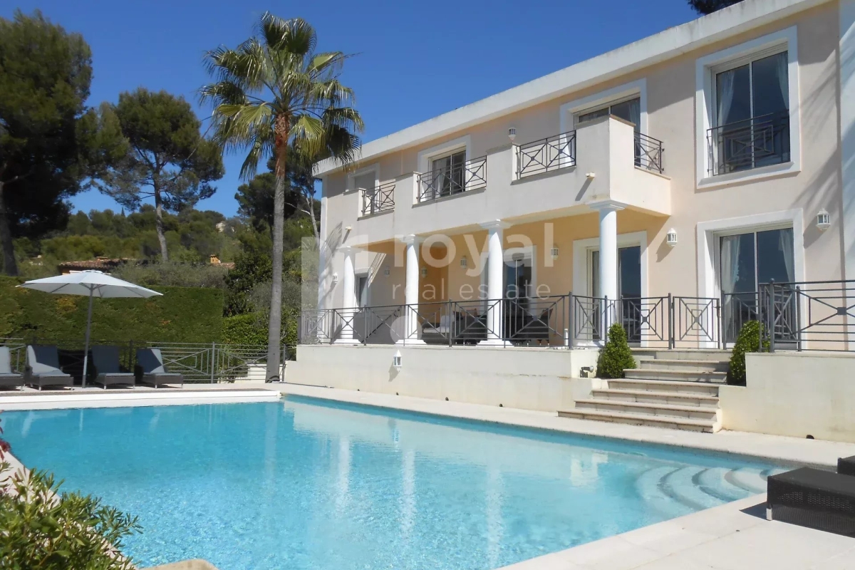 Maison de luxe à vendre à Mougins, 2 490 000 €, Photo 1